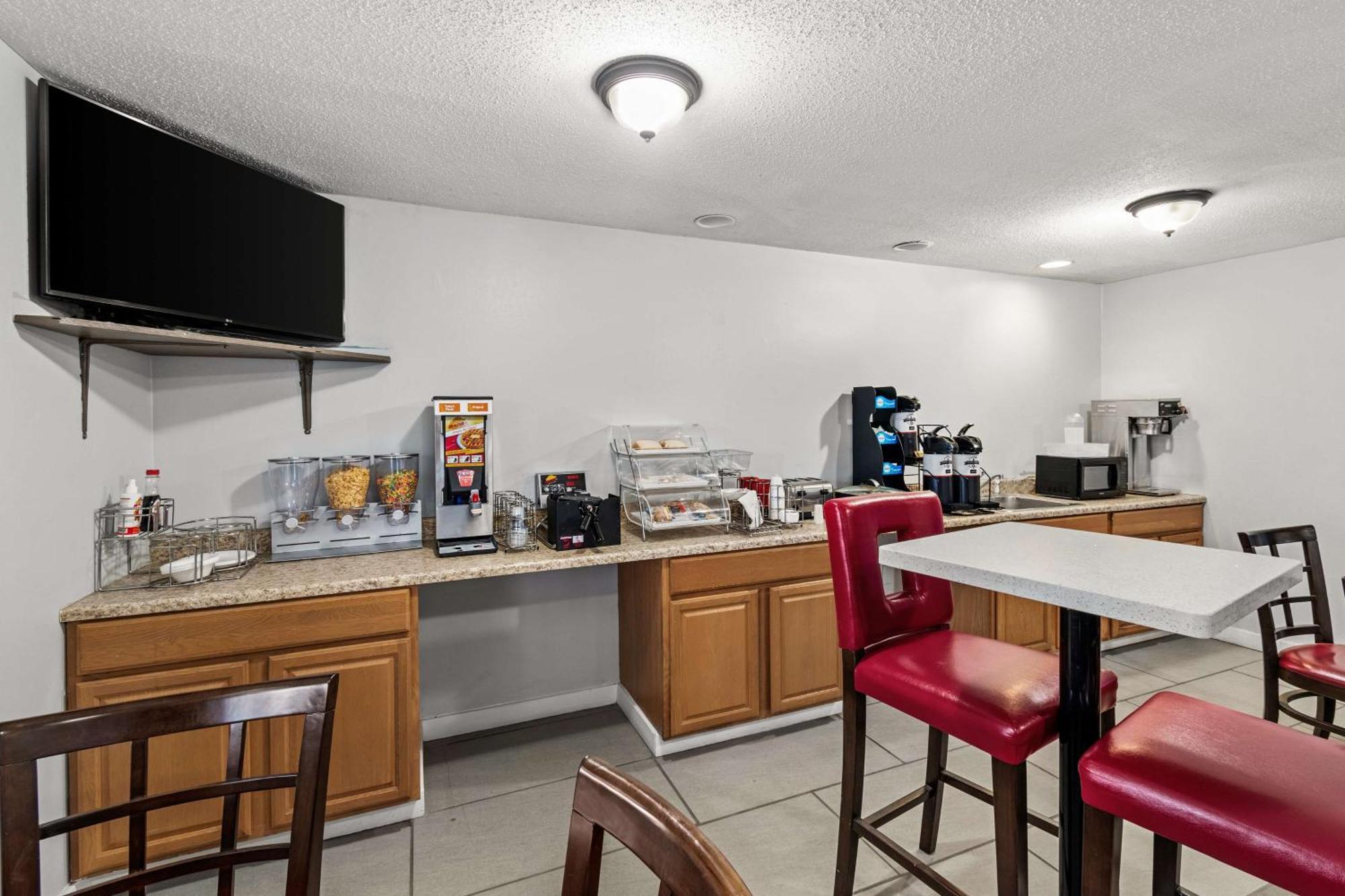 Americas Best Value Inn 칼라일 외부 사진