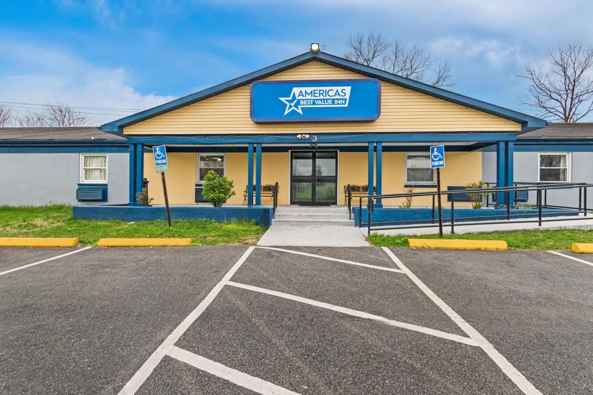 Americas Best Value Inn 칼라일 외부 사진